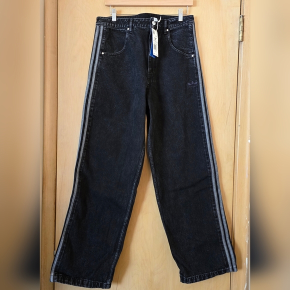 Men's Adidas Adicolor Denim Firebird Pants Size 34 NWT